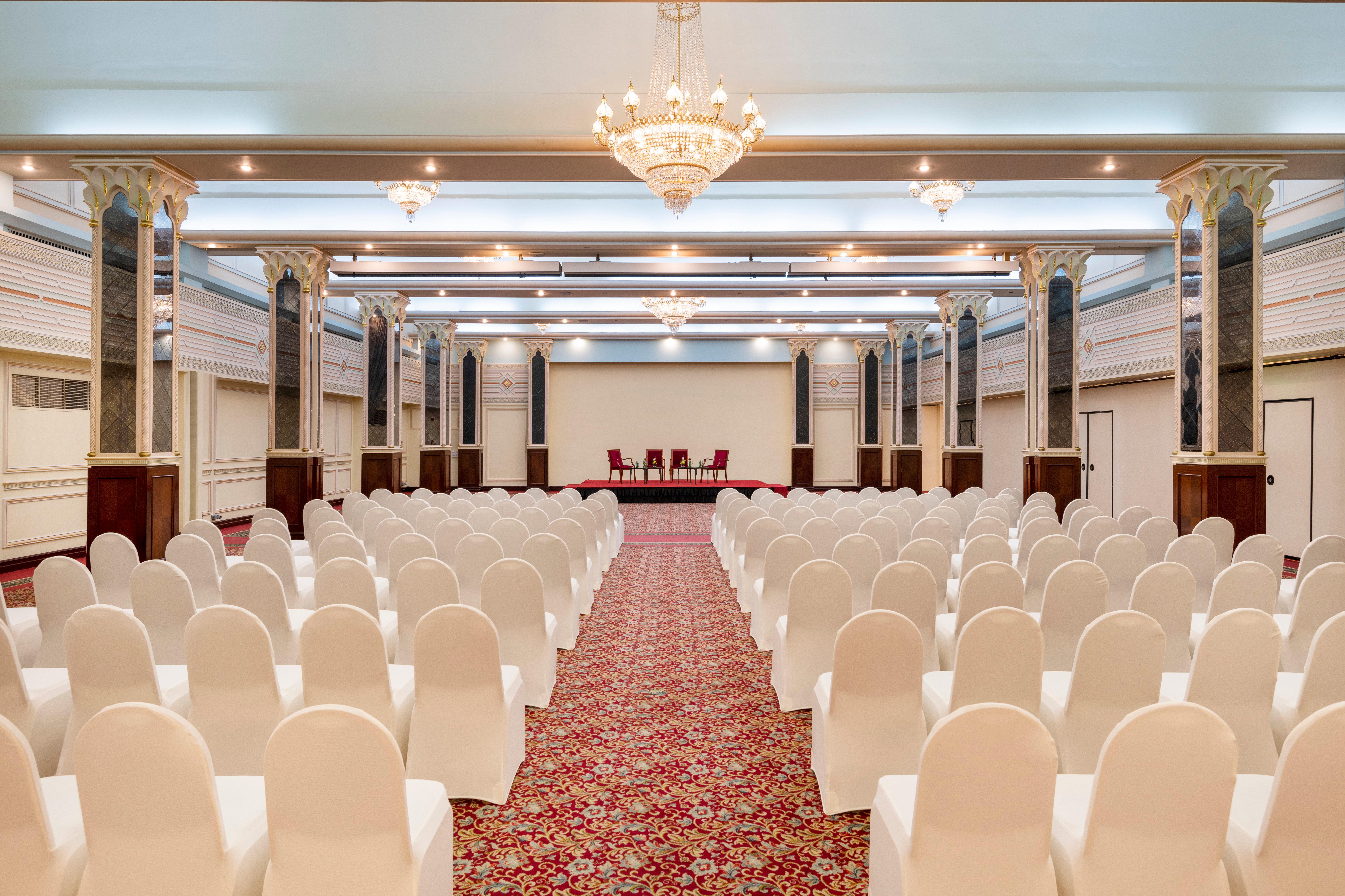 Intercontinental By Ihg Hotel