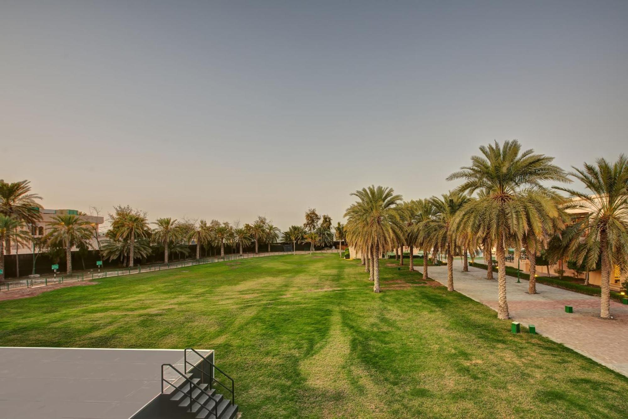 Intercontinental By Ihg 5*